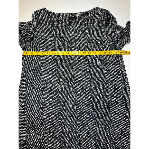 J. Jill Wearever Collection Women’s Stretch Top Tunic Pullover Black White Sz S - Picture 6 of 7